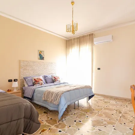 Apartment Casa Aurora A Due Passi Dalla Ferrovia *