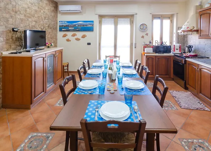 Casa Aurora A Due Passi Dalla Ferrovia *
