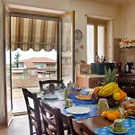 Casa Aurora A Due Passi Dalla Ferrovia *