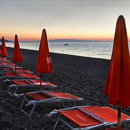 Casa Aurora A Due Passi Dalla Ferrovia