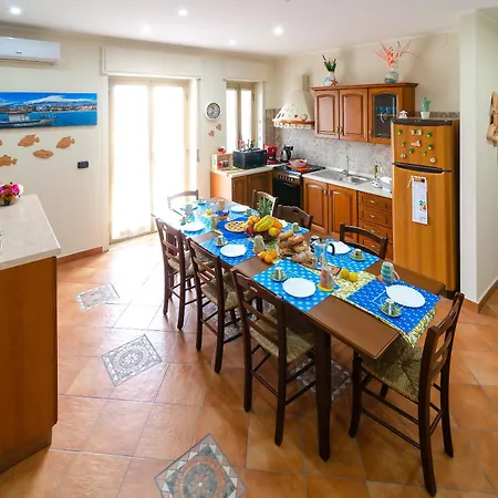 Casa Aurora A Due Passi Dalla Ferrovia