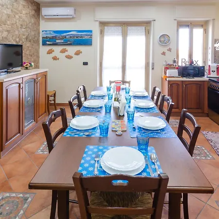 Casa Aurora A Due Passi Dalla Ferrovia *